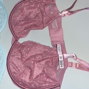 Victoria’s Secret bra 38ddd